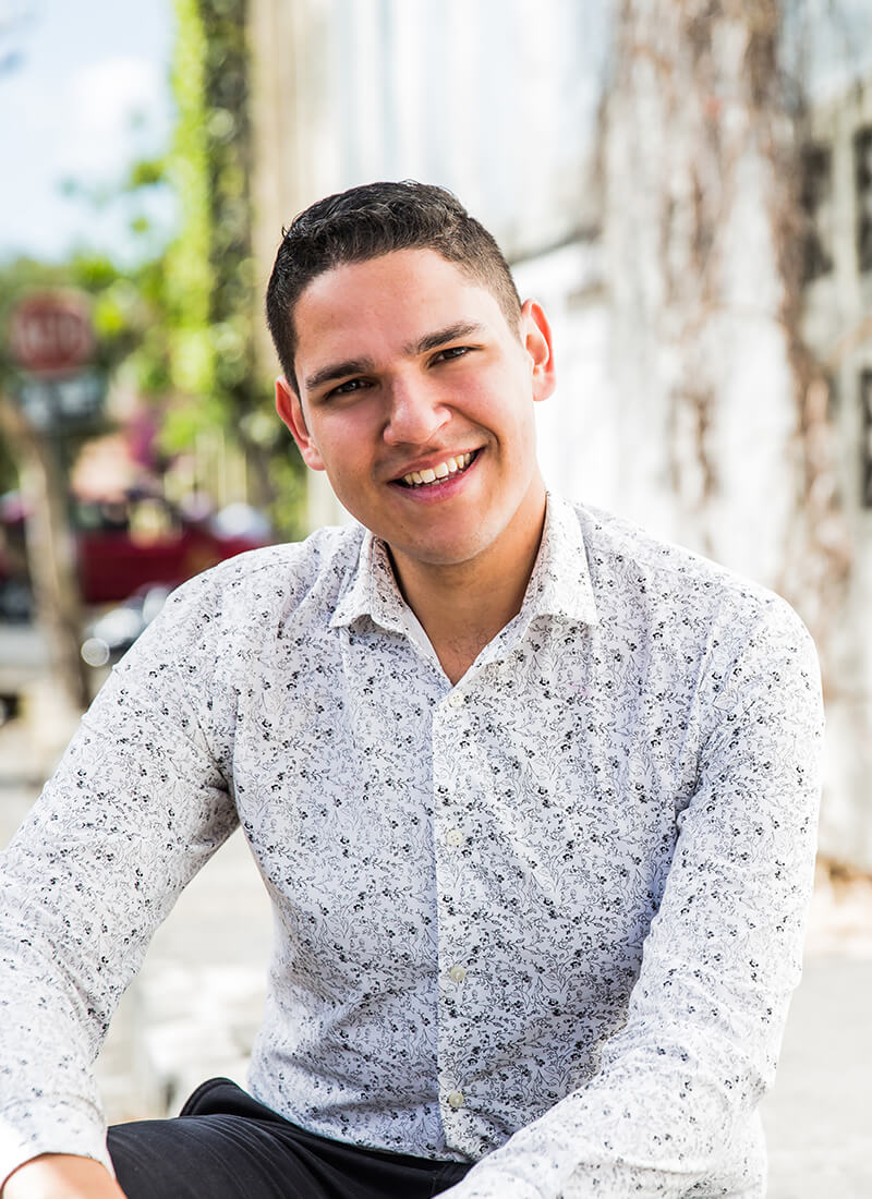 Dennis Escalante