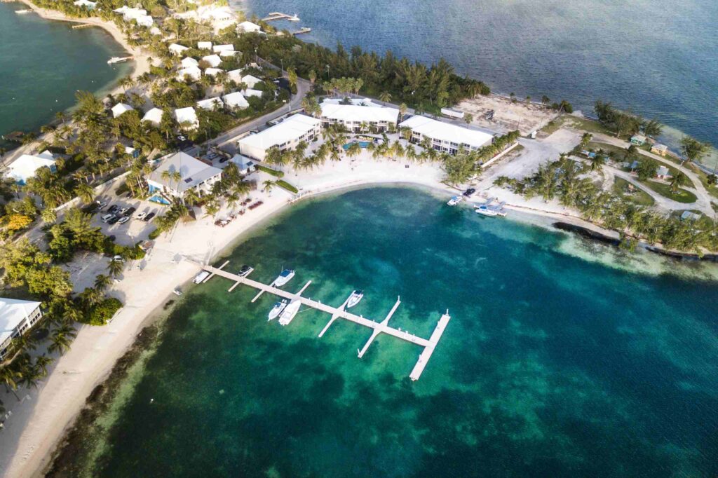 Islas Caimán oficina Eproint